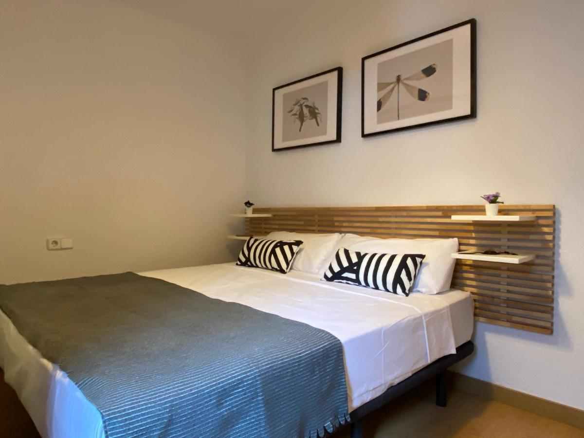 Apartments Sant Lluis Center, 2 Min Walk From The Sea Lloret de Mar Ngoại thất bức ảnh
