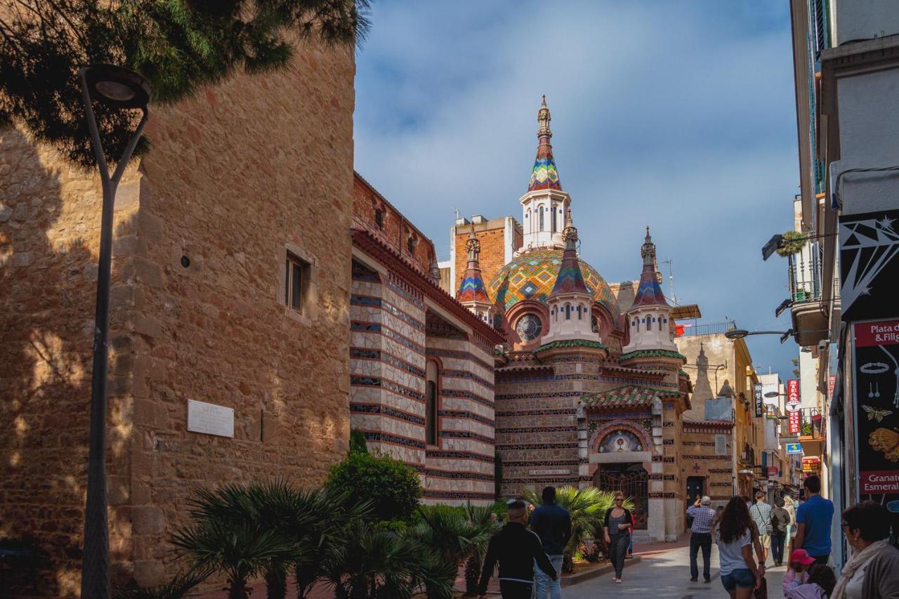 Apartments Sant Lluis Center, 2 Min Walk From The Sea Lloret de Mar Ngoại thất bức ảnh