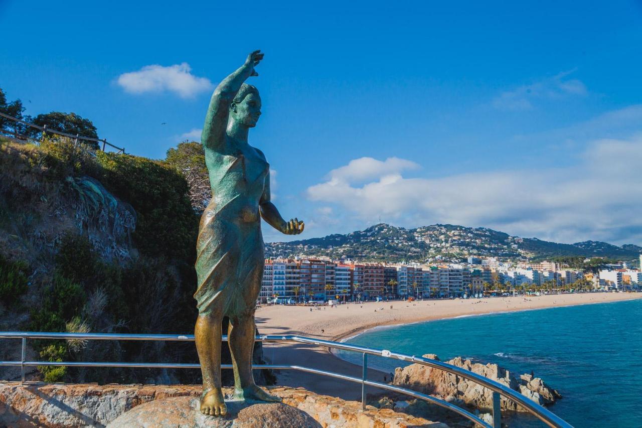 Apartments Sant Lluis Center, 2 Min Walk From The Sea Lloret de Mar Ngoại thất bức ảnh